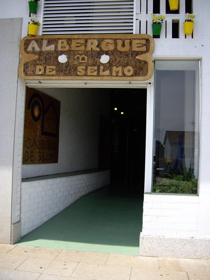 O Albergue De Selmo Arzúa Eksteriør bilde